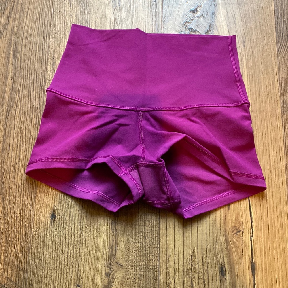 Lululemon pink hot yoga shorts